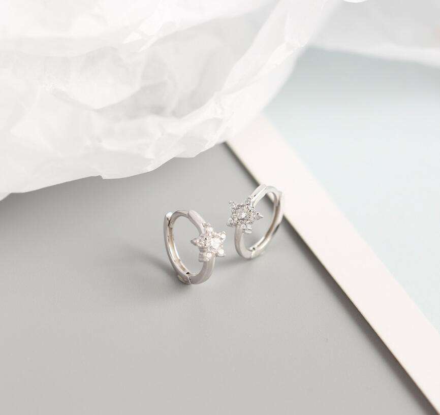 Camilla Huggie in Silver - Image 3