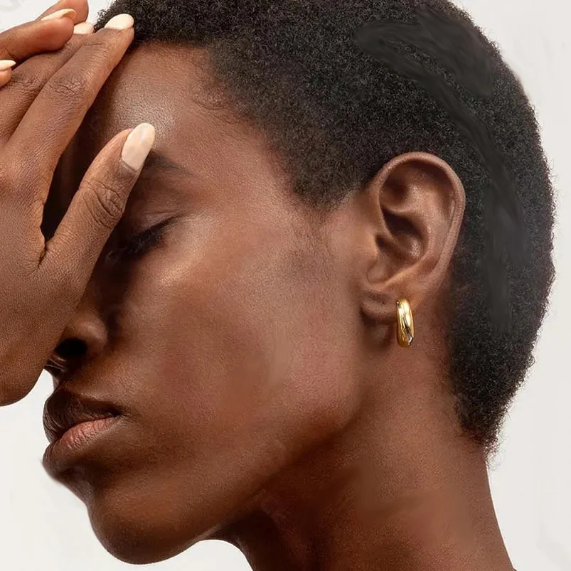 Corinna Hoop Earrings in Silver - Image 4