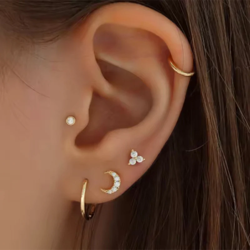 Ivy Flat Back Stud Earring in Gold - Image 3