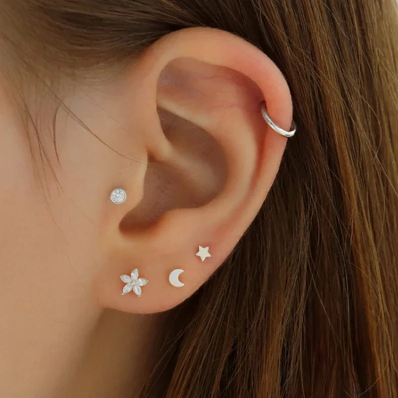 Taryn Flat Back Stud Earring in Silver - Image 3